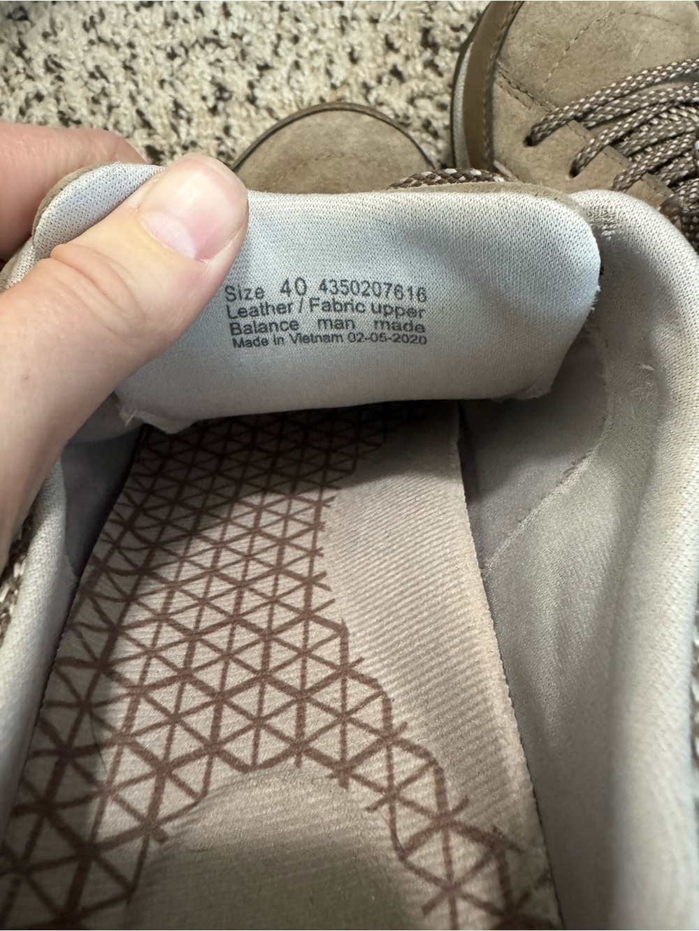 Dansko Paisley Taupe Suede Outdoor Lace-Up Sneaker size 40 - Picture 10 of 10